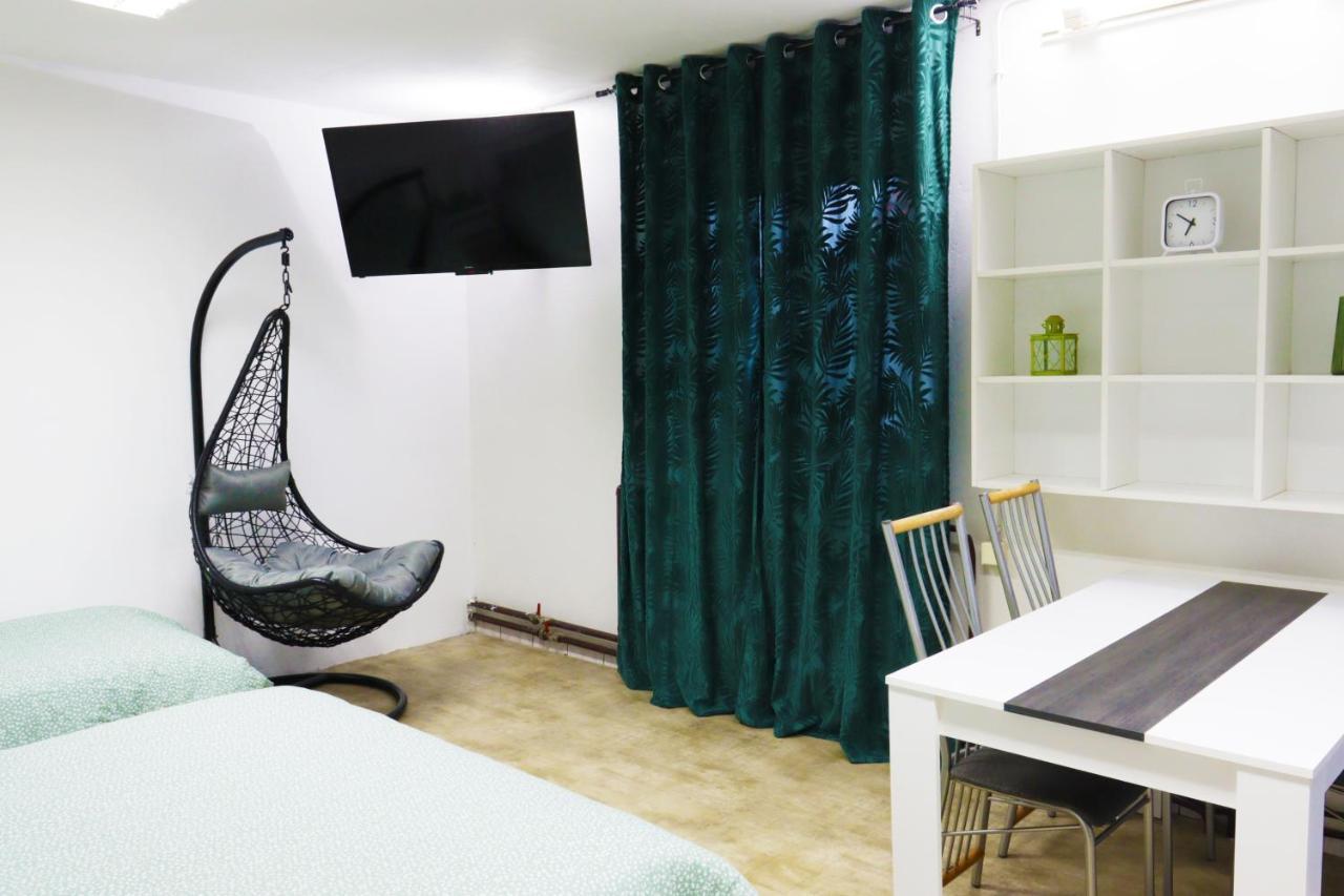 Studio + * Vrbas